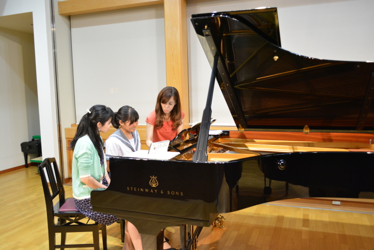 ピアノレッスンの様子